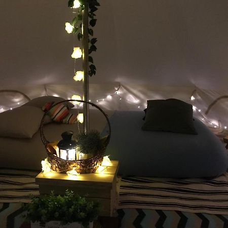 סינגפור Glamping Kaki - Medium Bell Tent מראה חיצוני תמונה