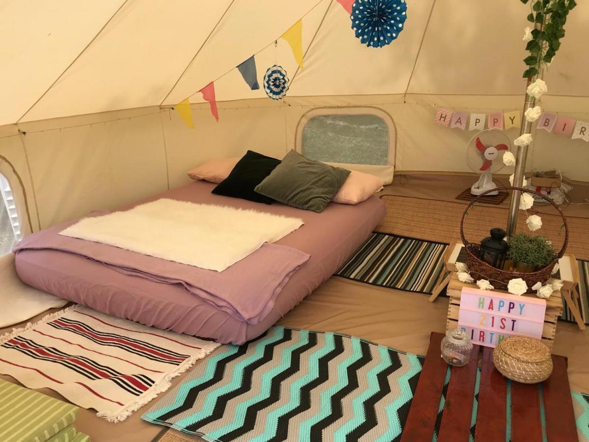 סינגפור Glamping Kaki - Medium Bell Tent מראה חיצוני תמונה